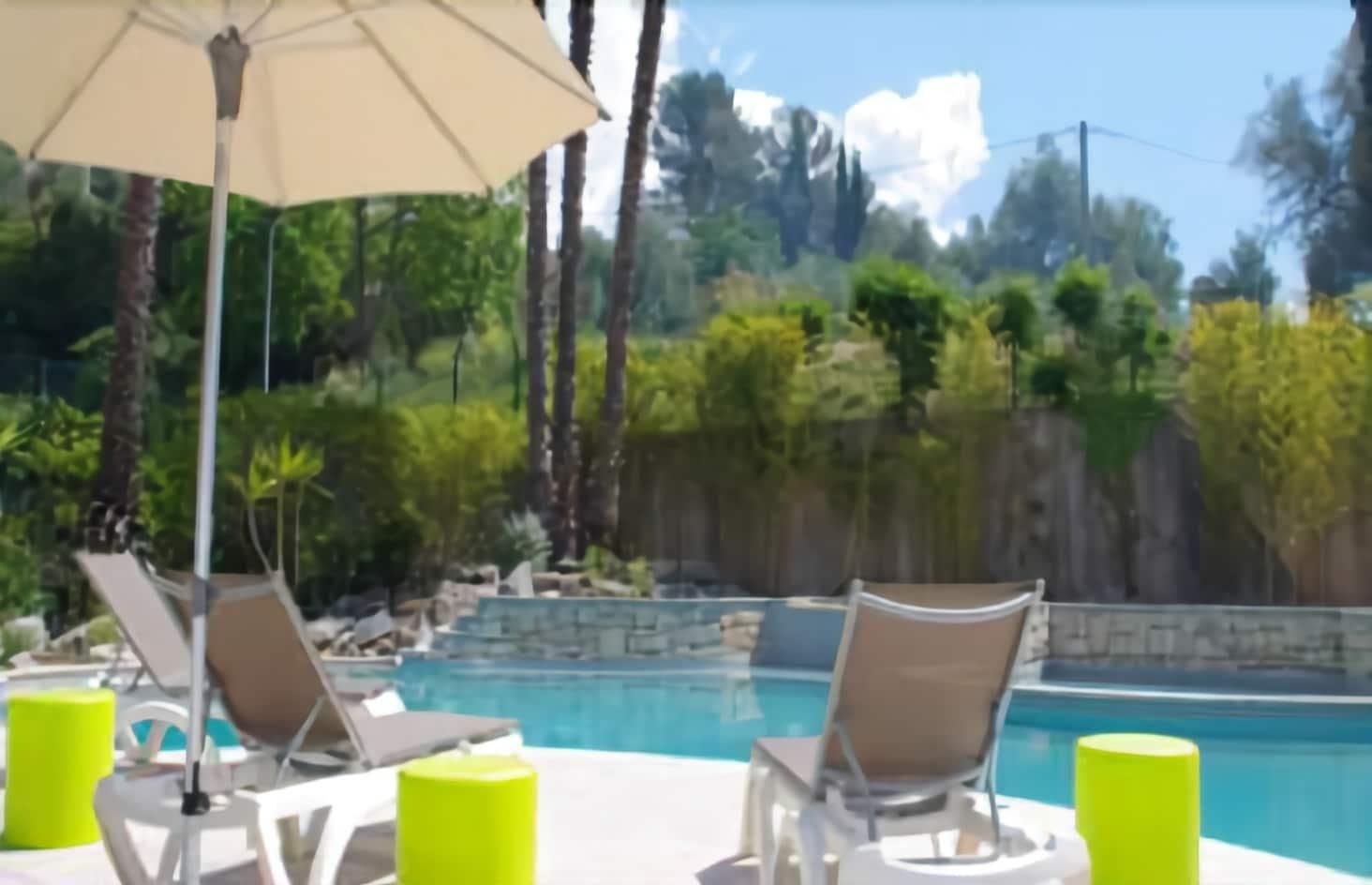 La Tour Carree - Grasse Sud Hotel Peymeinade Exterior foto